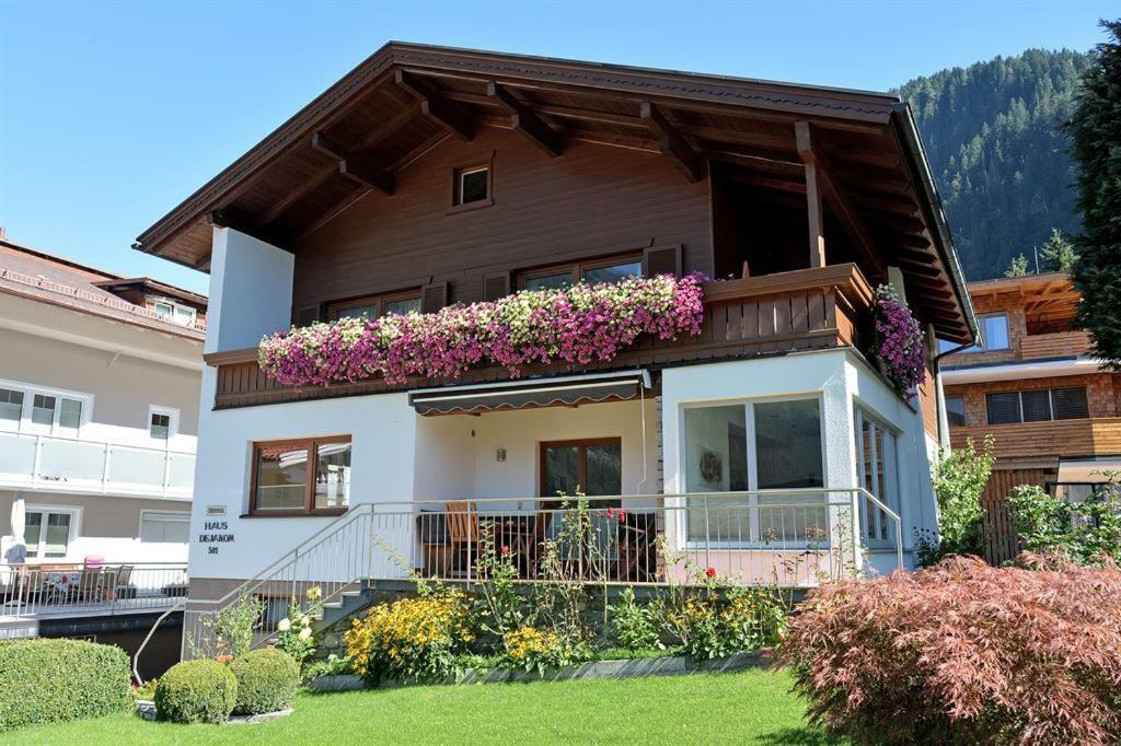 Haus Dejakom Mayrhofen Exterior foto