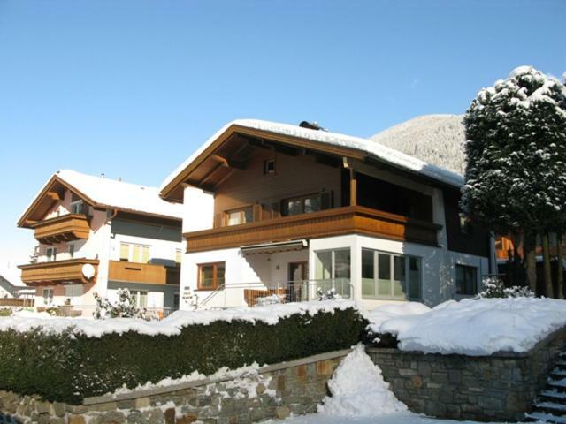 Haus Dejakom Mayrhofen Exterior foto